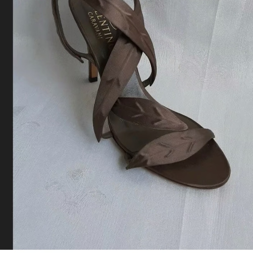 Valentino Garavani Brown Heels 40